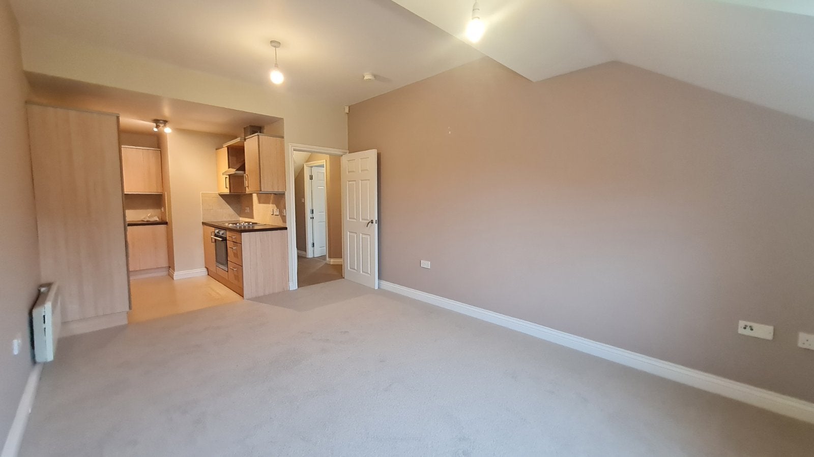 Flat Dewsbury Road in Wakefield