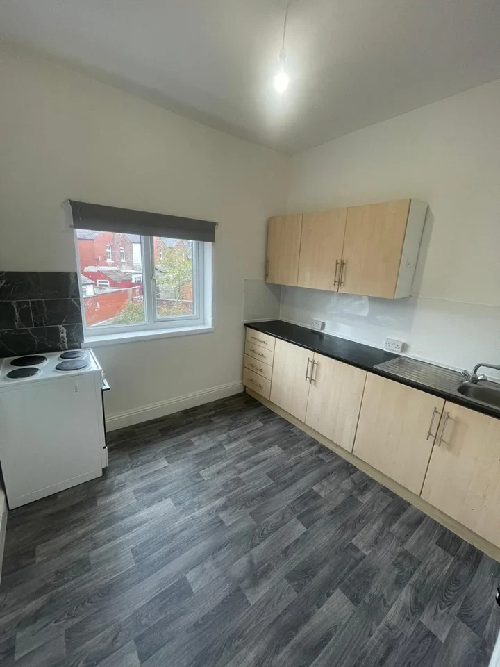 Flat Oakdene Street in Manchester