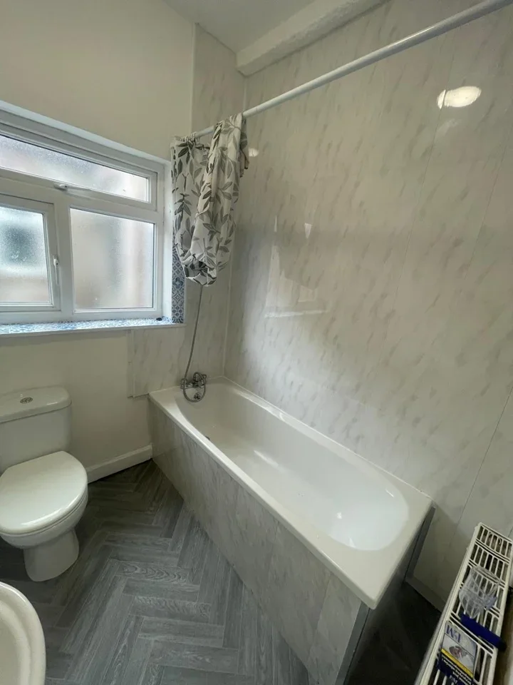 Flat Oakdene Street in Manchester