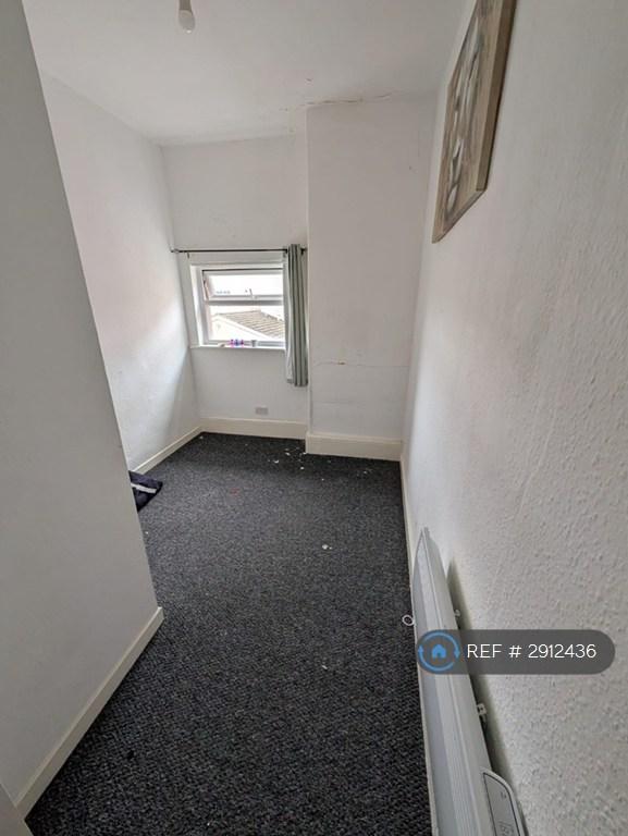 Flat Irving Street in Southport