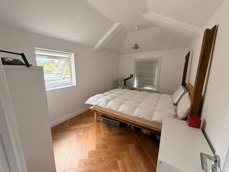 Room Leyton Park Road in Greater London