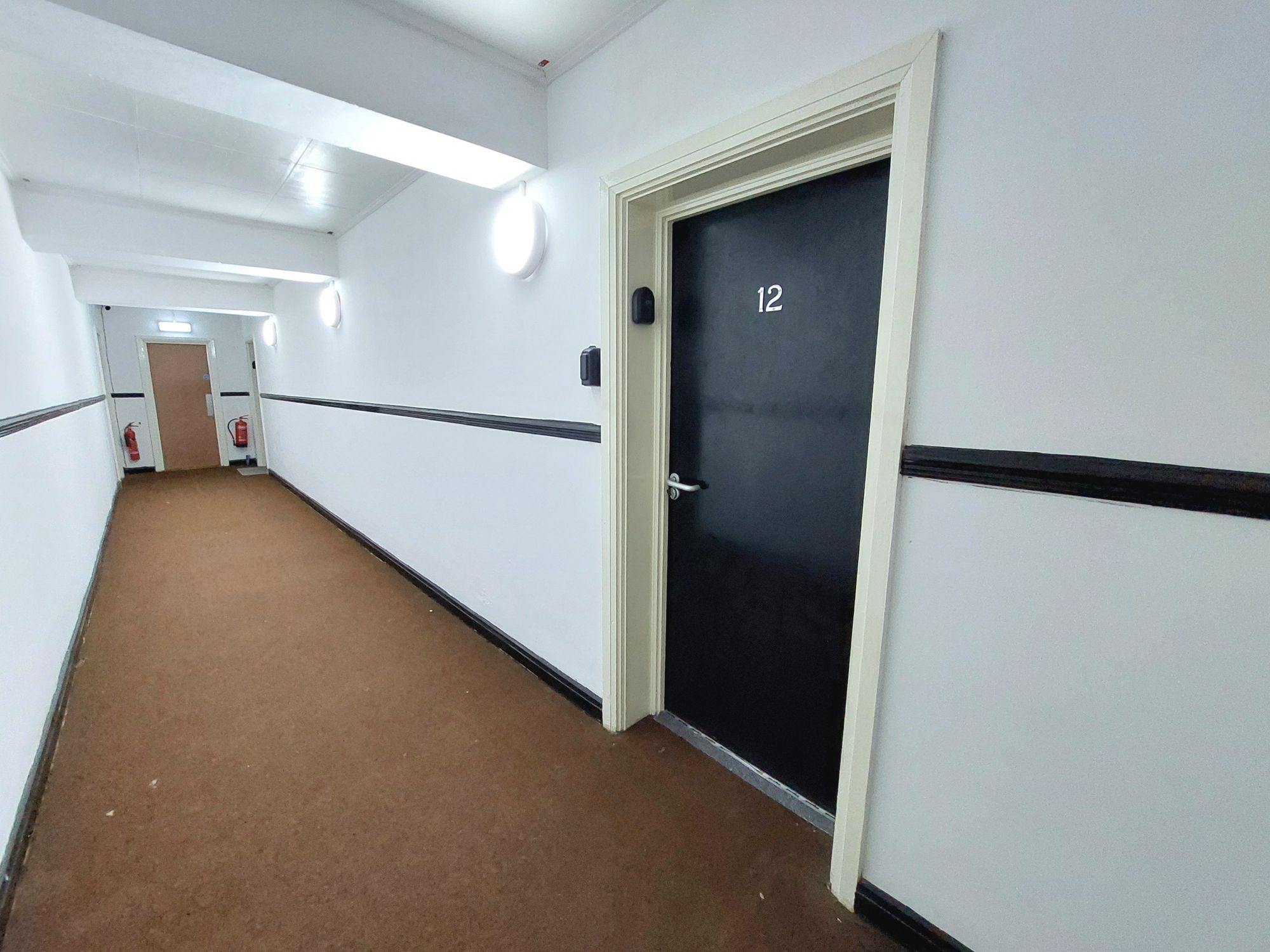Flat Office Street in Porth