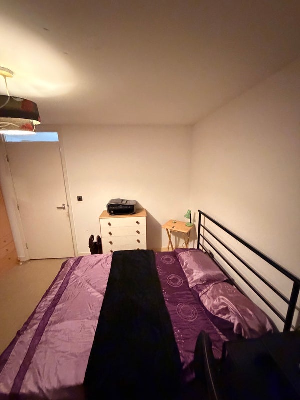 Room Campion Road in Greater London