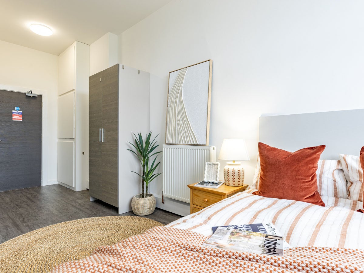 Room Ilkeston Road in Nottingham