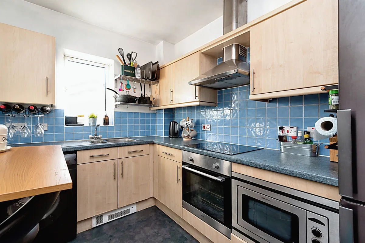 Flat Heol Pontprennau in Cardiff