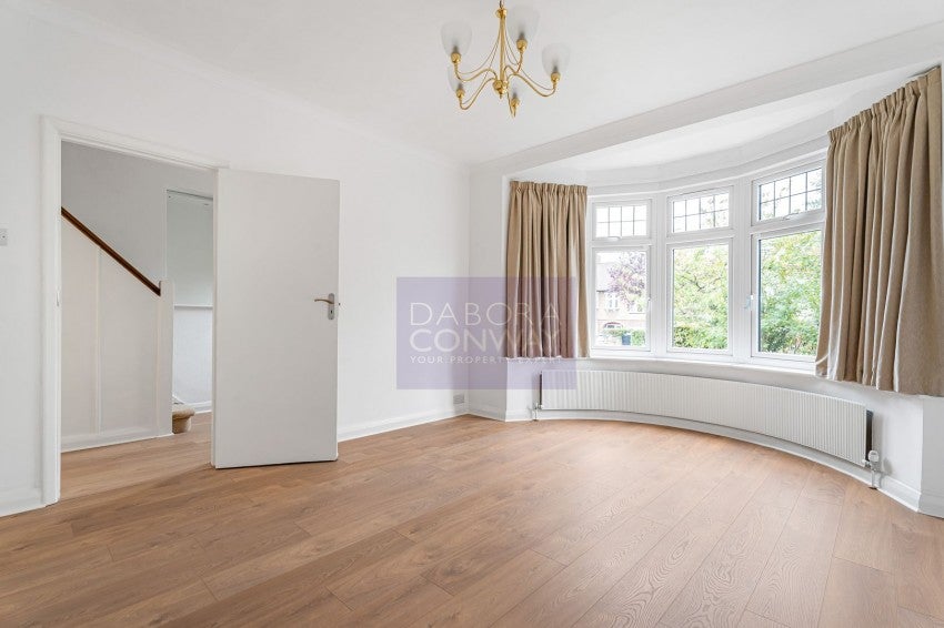 House Beresford Drive in Greater London