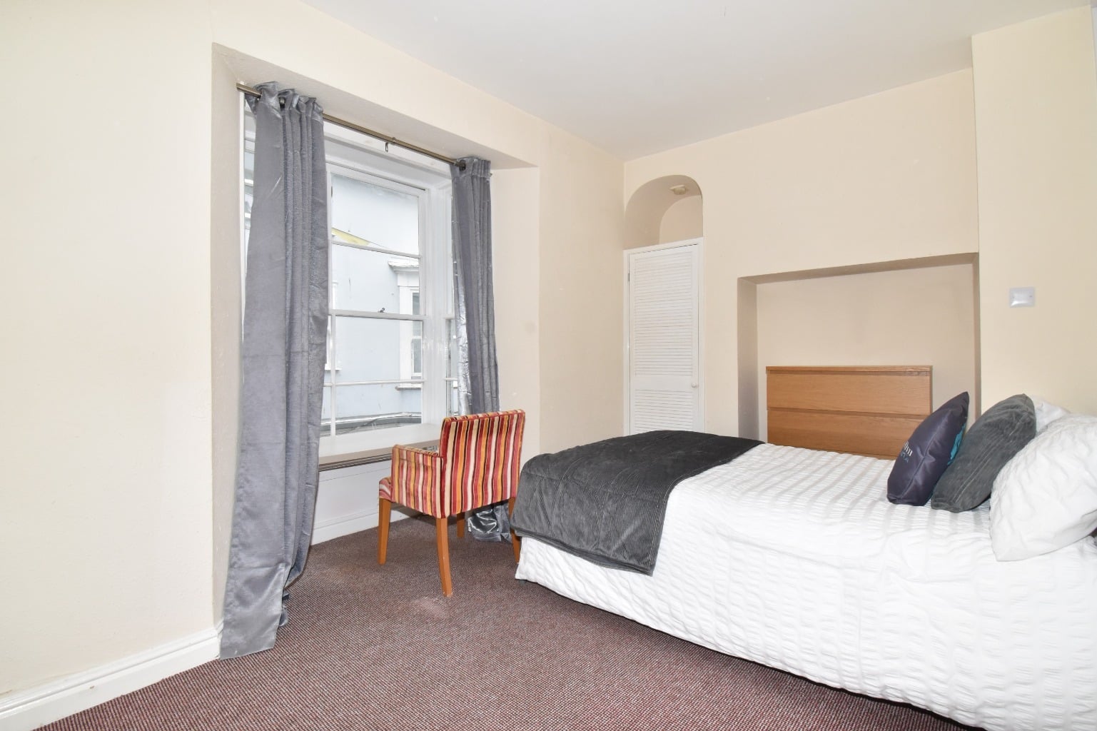 Flat Arwenack Street in Falmouth