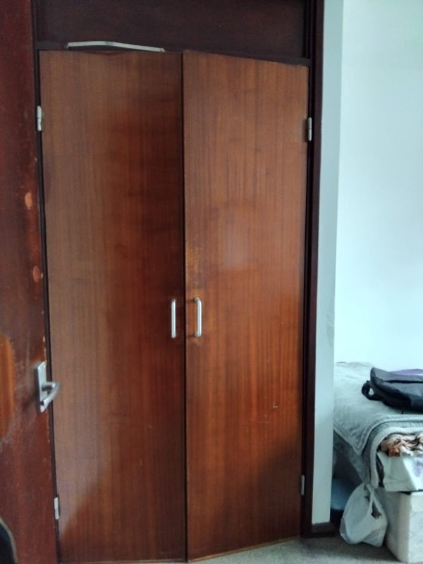 Room Brownlow Road in Greater London