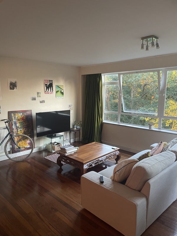 Room Tylney Avenue in Greater London
