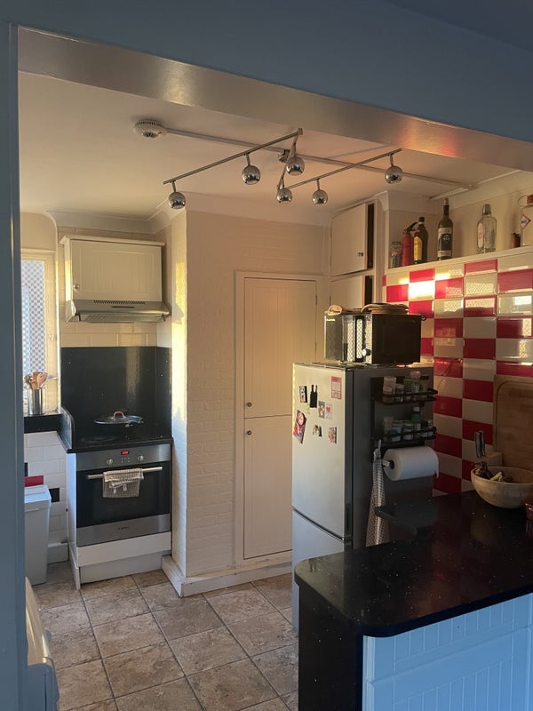 Room Tylney Avenue in Greater London