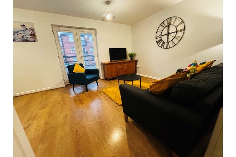 Flat Hamilton Road in Greater London