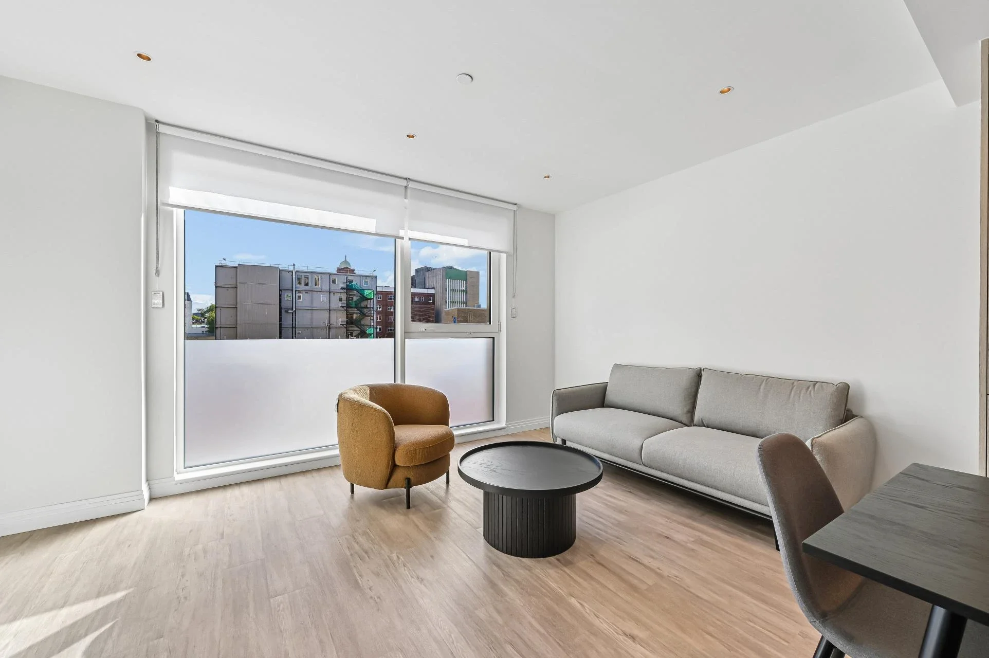 Flat Gasholder Place in Greater London