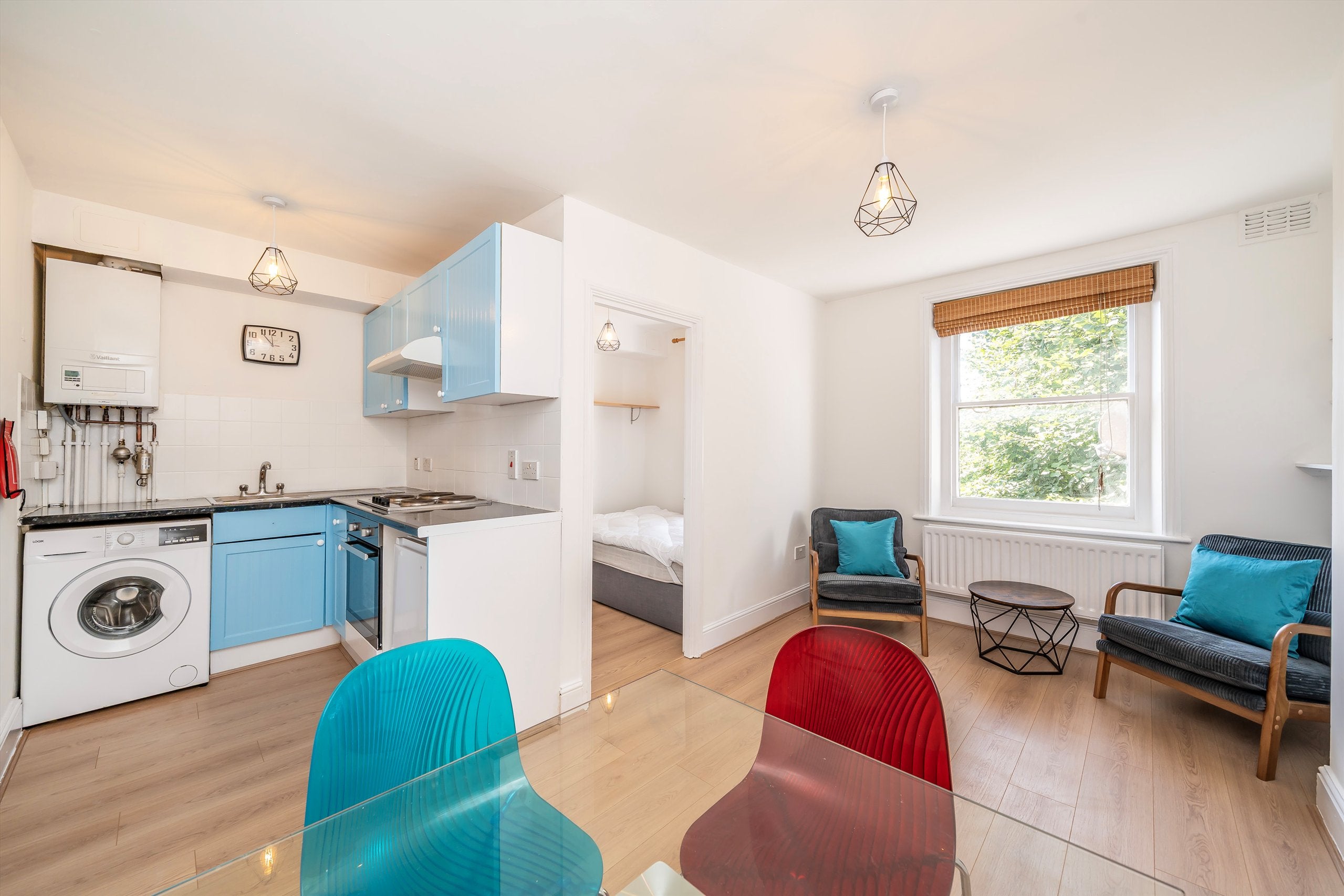 Flat Blackheath Road in Greater London