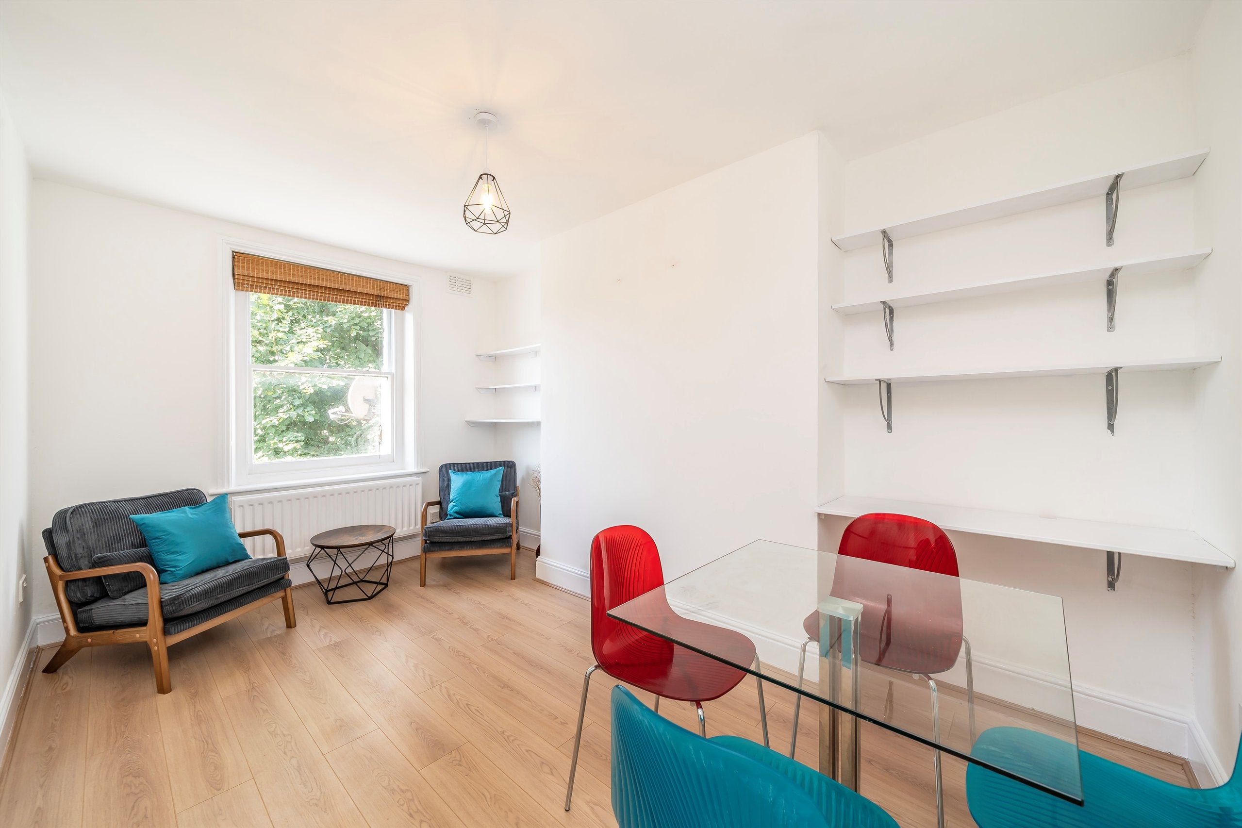 Flat Blackheath Road in Greater London