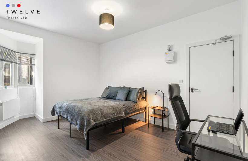 Room Upper Tulse Hill in Greater London