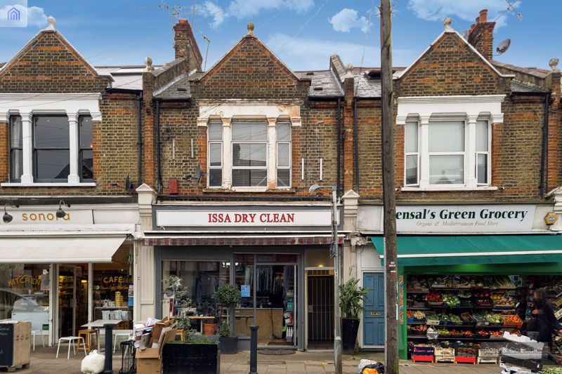 Flat College Road in Greater London