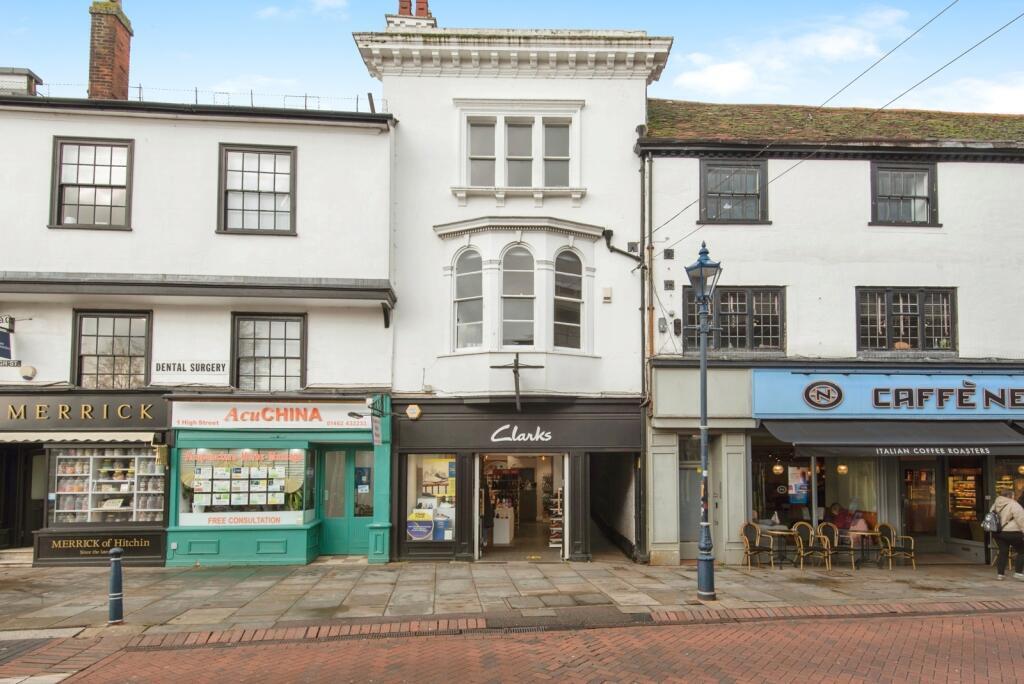 Flat High Street in North Hertfordshire