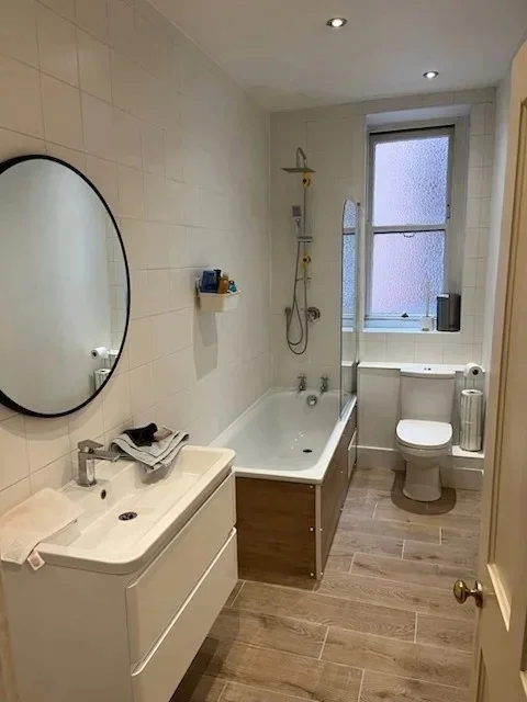 Room Beaumont Avenue in Greater London