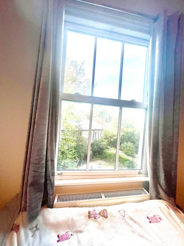 Flat Cromwell Crescent in Greater London