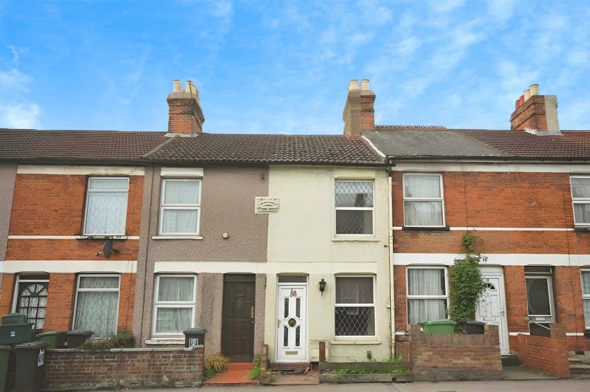 House Fearnley Street in Watford