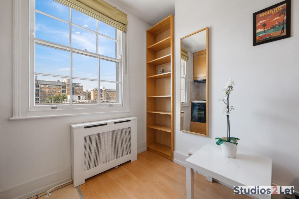 Flat Claverton Street in City of Westminster