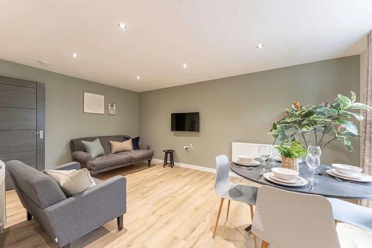 Flat Chellaston Road in Derby