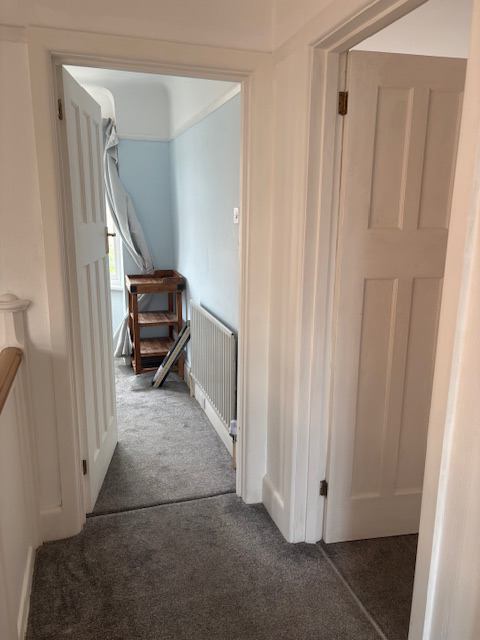 Room Pearson Avenue in Poole