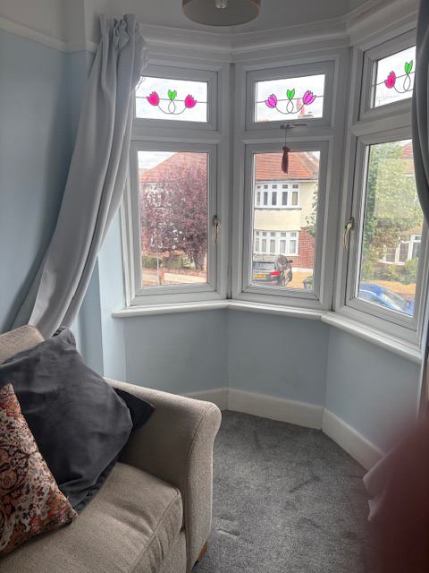 Room Pearson Avenue in Poole