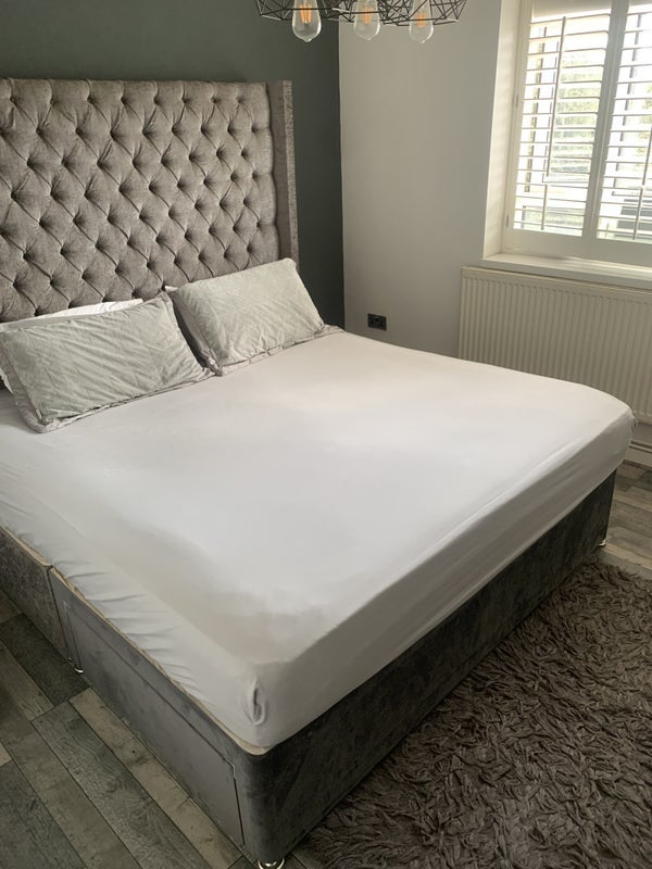 Room Estate Road in Greater London