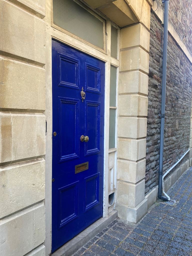Room Ashley Court Road in Bristol