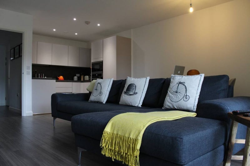Room Surrey Canal Linear Park in Greater London