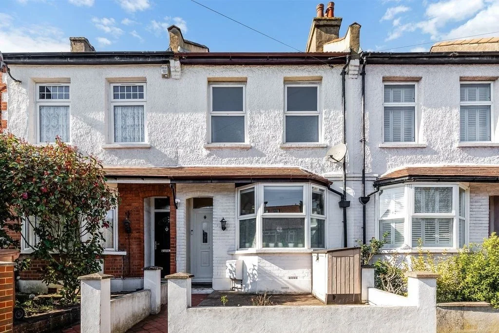 House Benhill Road in Greater London