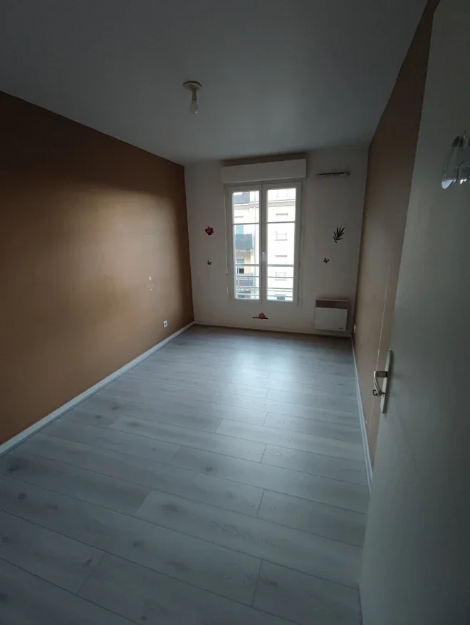 Flat Rue Pierre et Marie Curie in Margny-lès-Compiègne