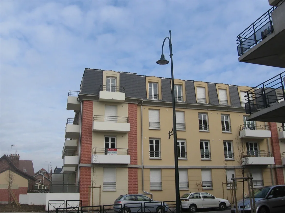 Flat Rue Pierre et Marie Curie in Margny-lès-Compiègne