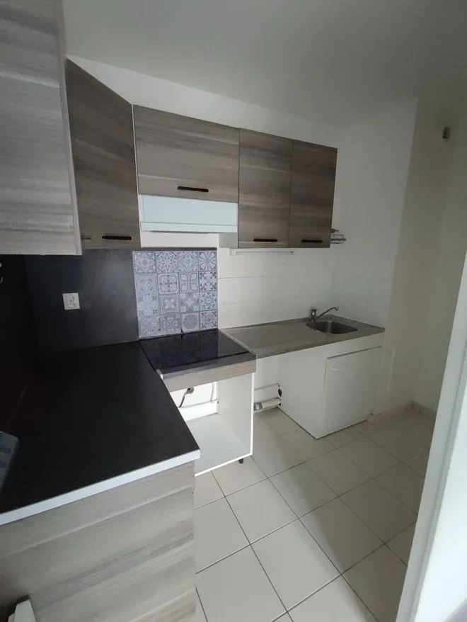 Flat Rue Pierre et Marie Curie in Margny-lès-Compiègne