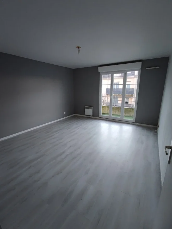 Flat Rue Pierre et Marie Curie in Margny-lès-Compiègne