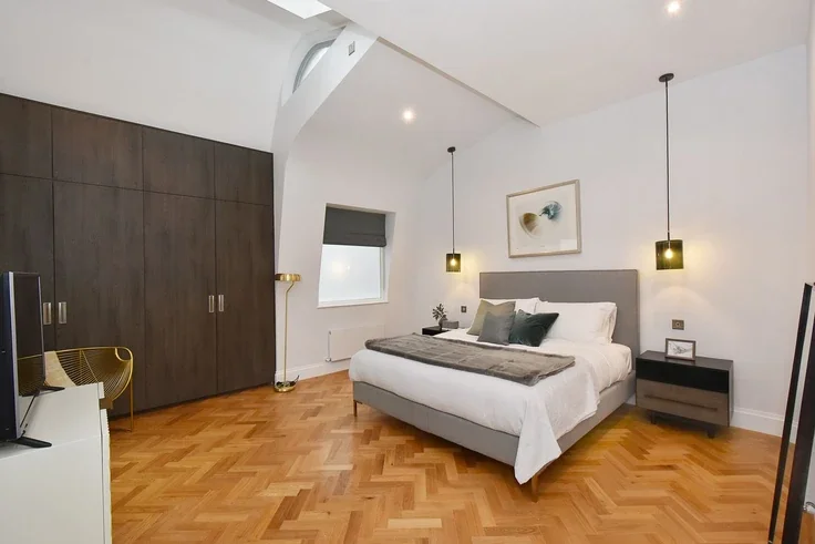 Flat Albemarle Street in City of Westminster