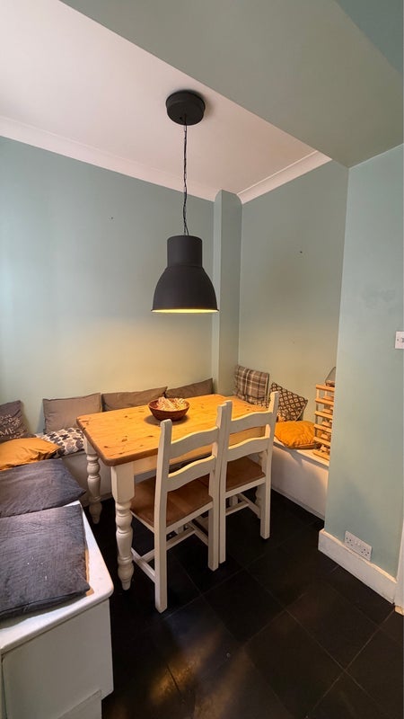 Room Kingscourt Road in Greater London
