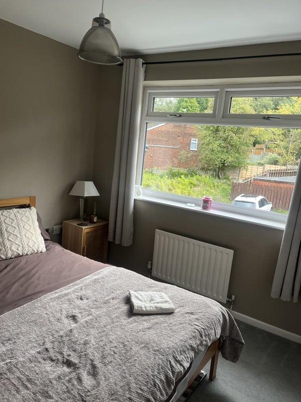Room Blackthorn Close in Rochdale