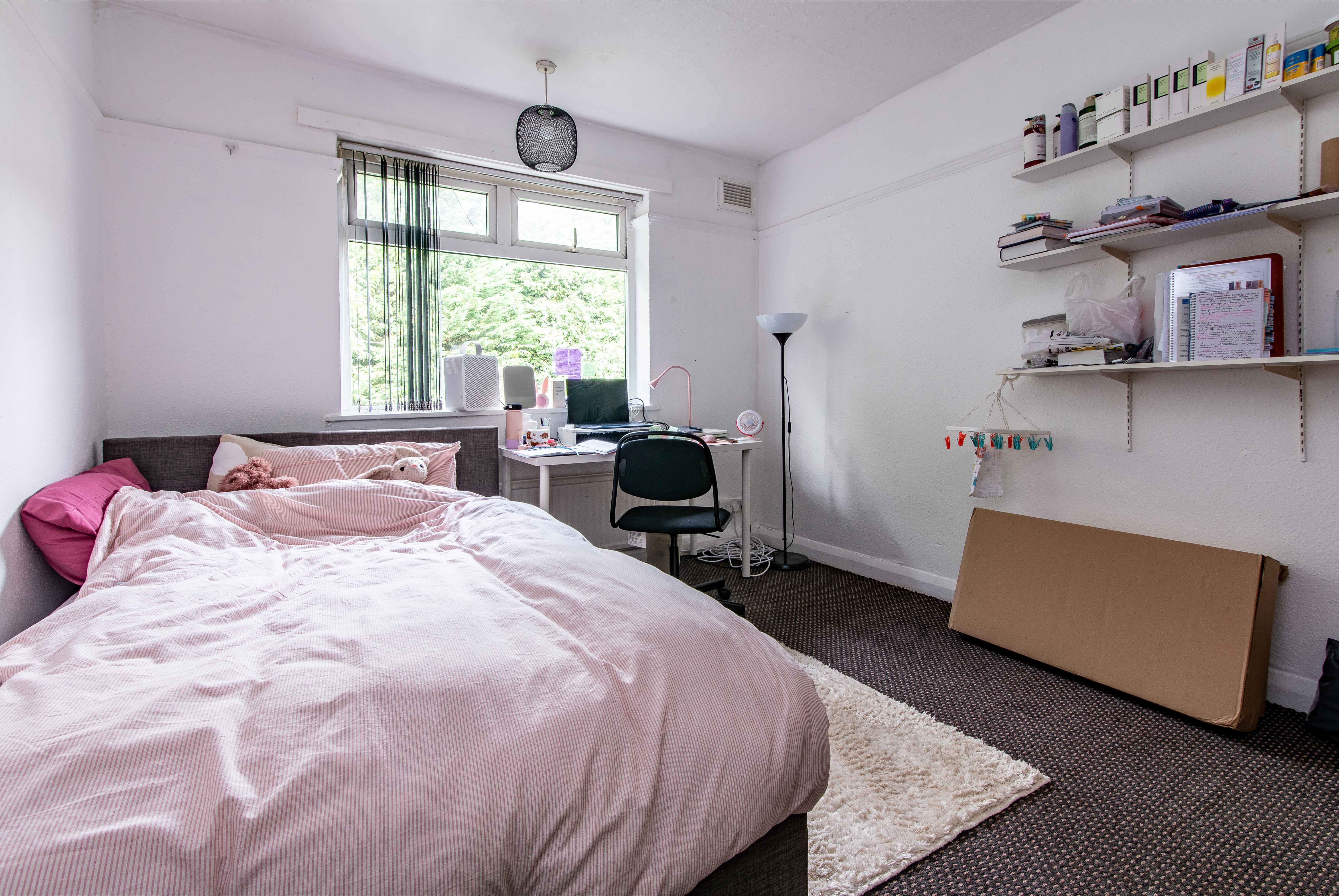 Flat Beeston Road in Nottingham
