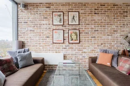 Flat Arklow Road in Greater London