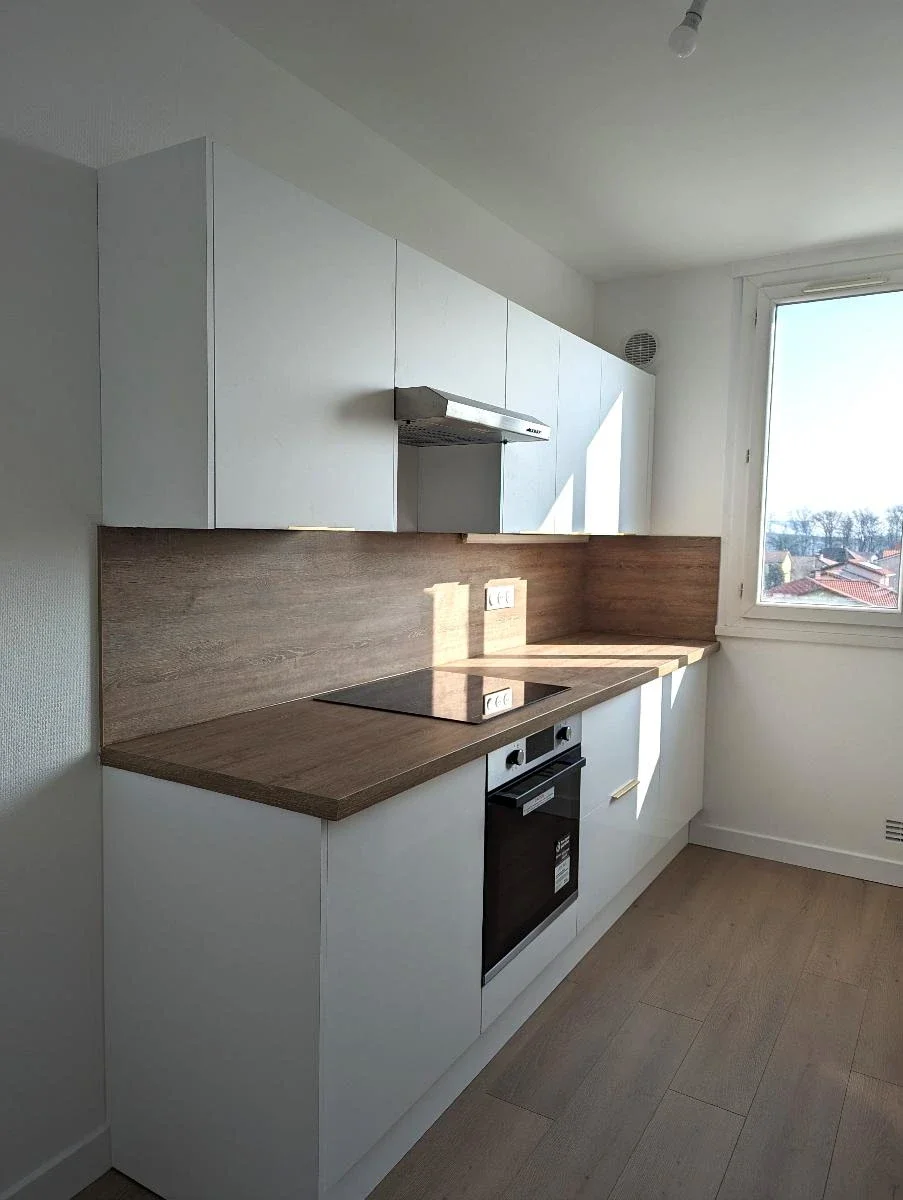Appartement Rue Antoine Lumière à Décines-Charpieu