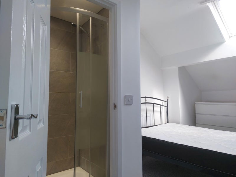 Room City Road in Sheffield