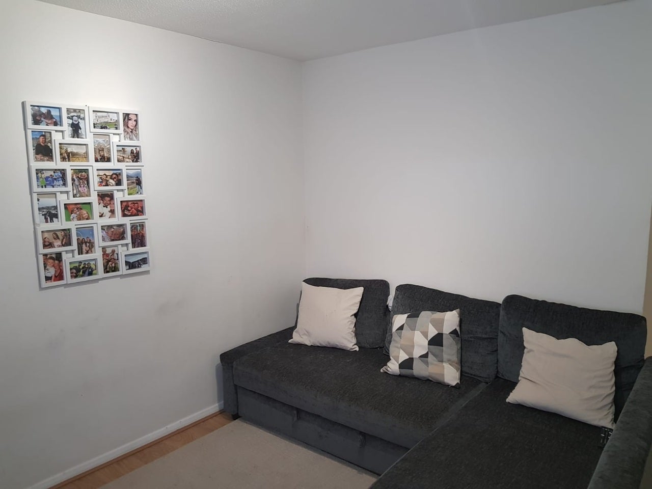 Flat Pentland Place in Greater London