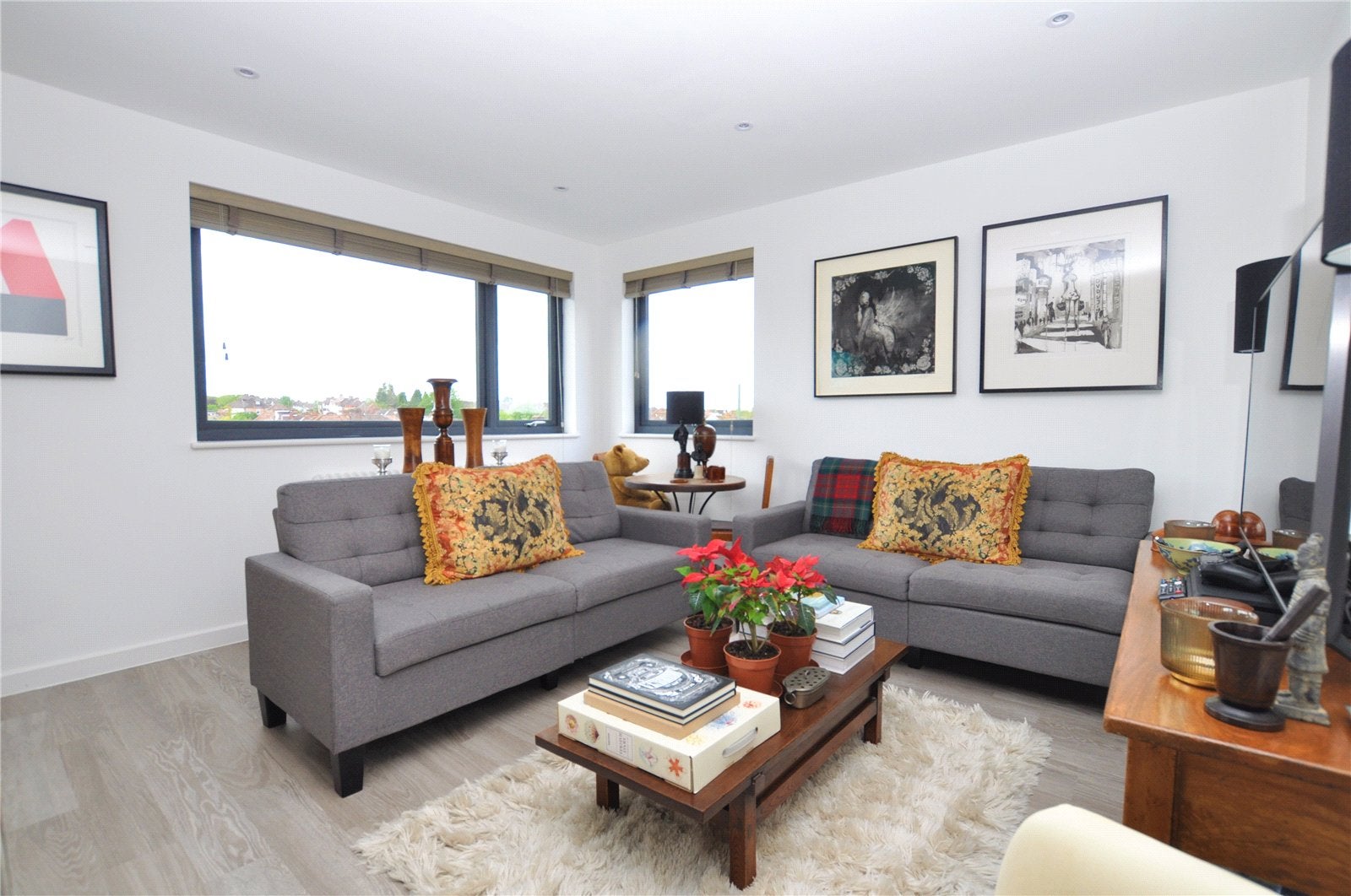 Flat Byrefield Road in Guildford