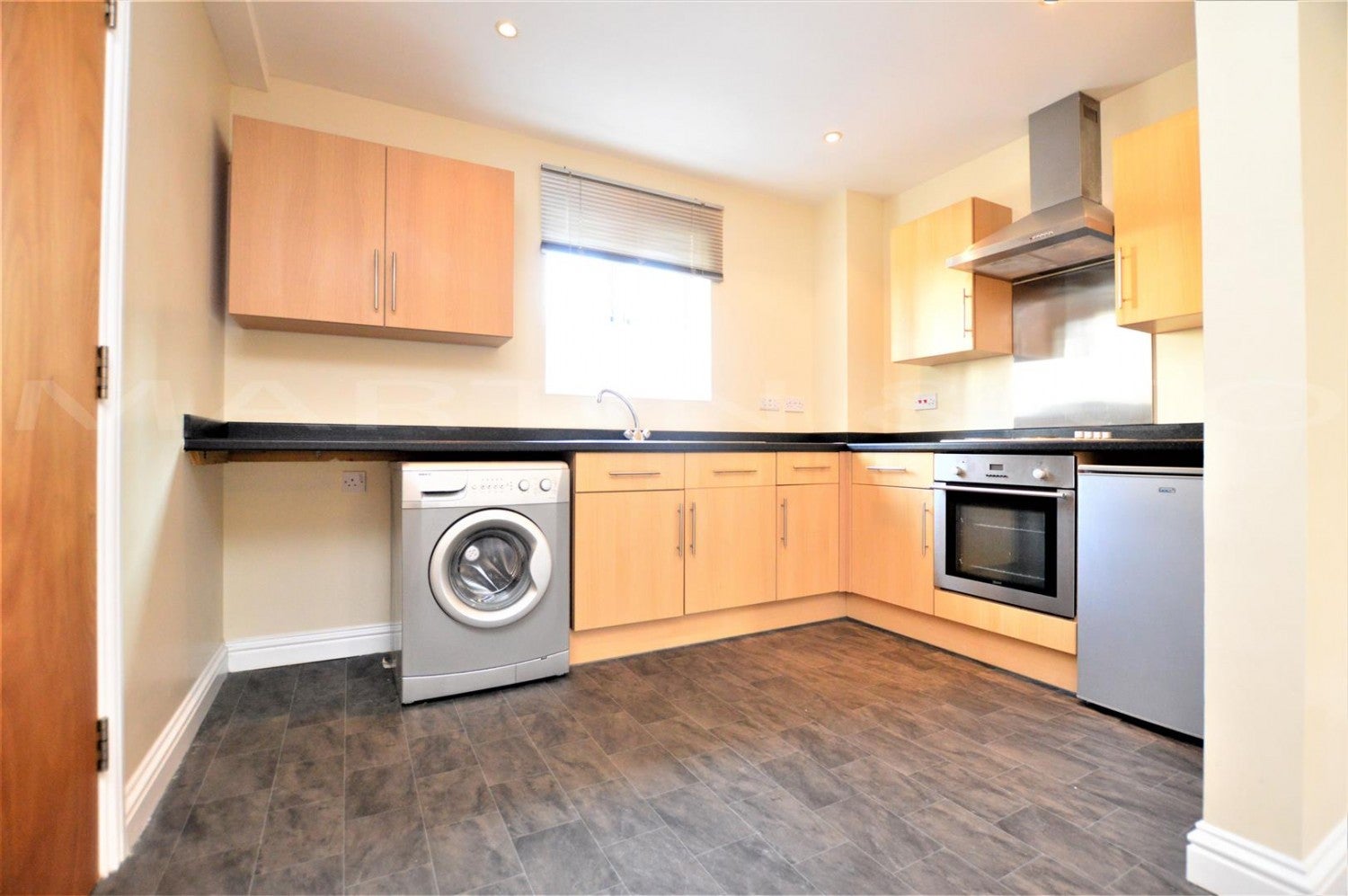 Flat Court Lodge Road in Gillingham