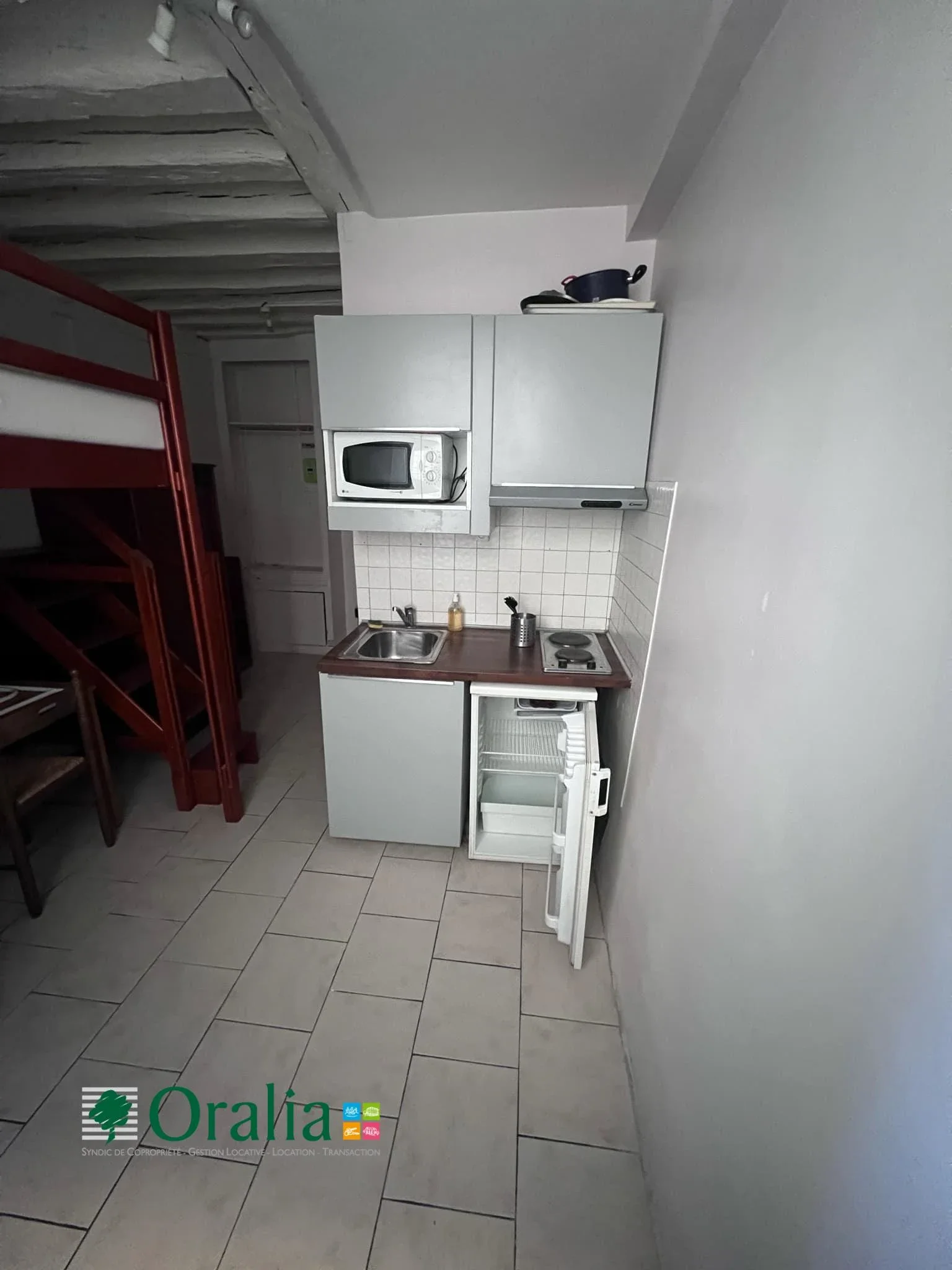 Appartement Rue Jean de Beauvais à Paris