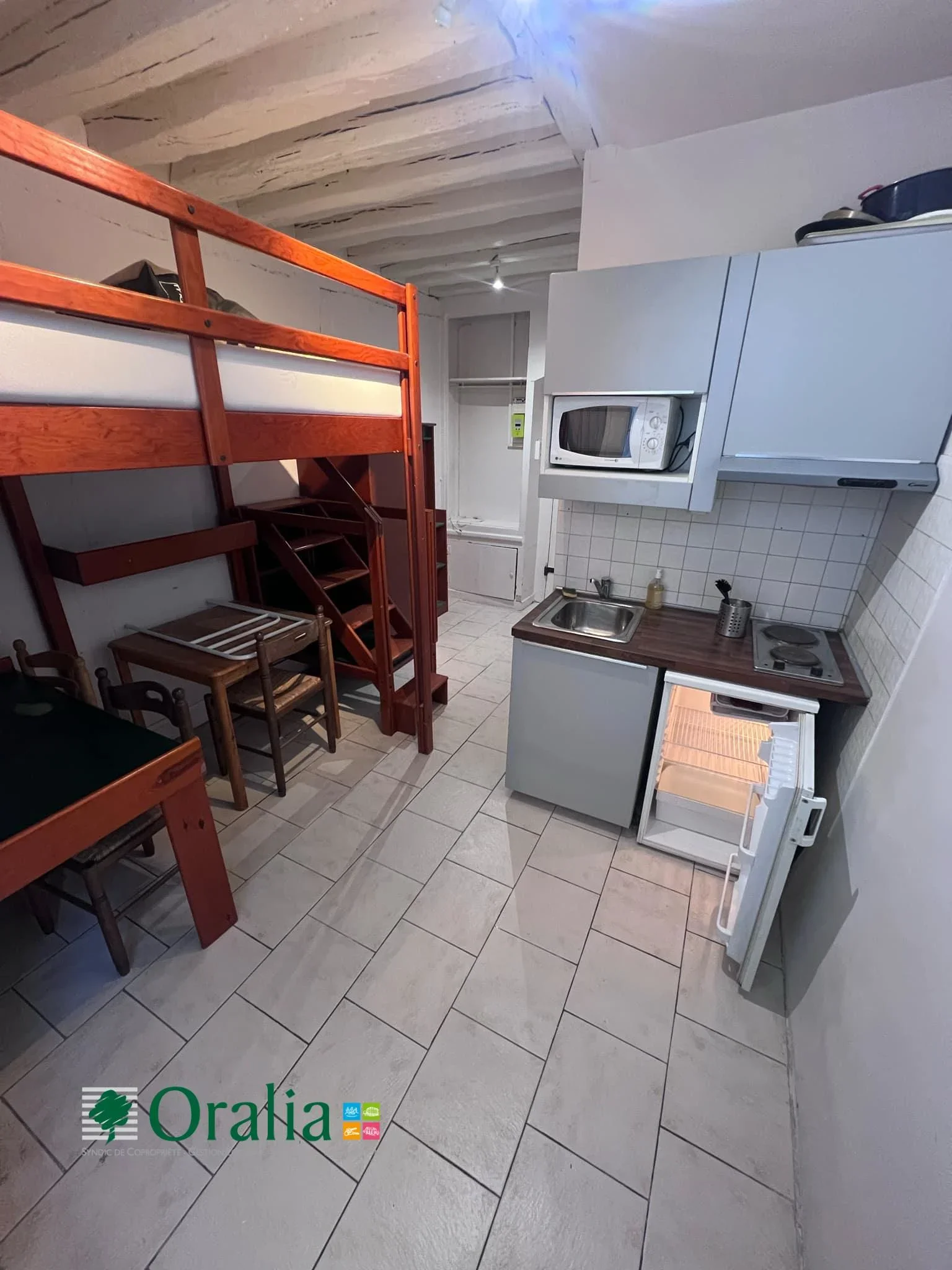Appartement Rue Jean de Beauvais à Paris