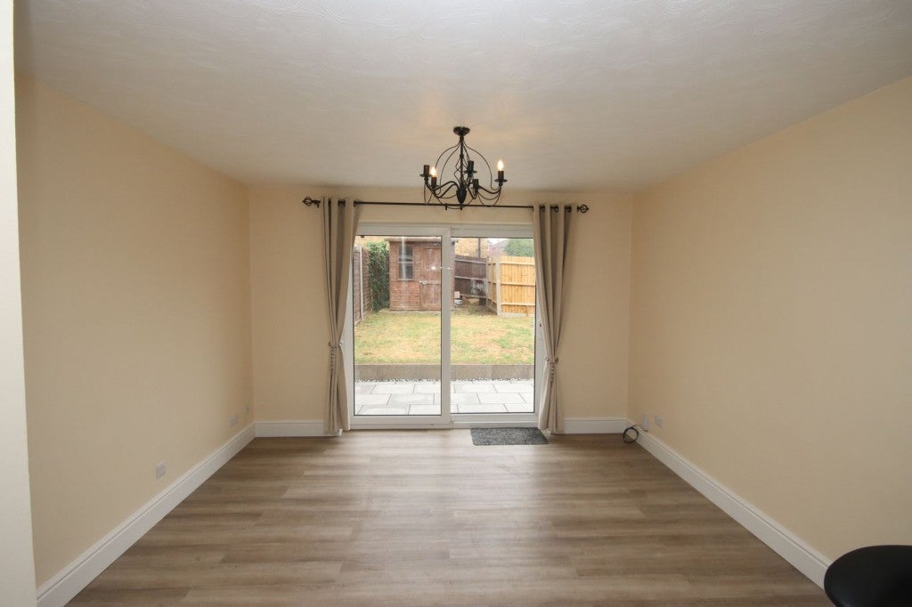 House Trent Avenue in Flitwick