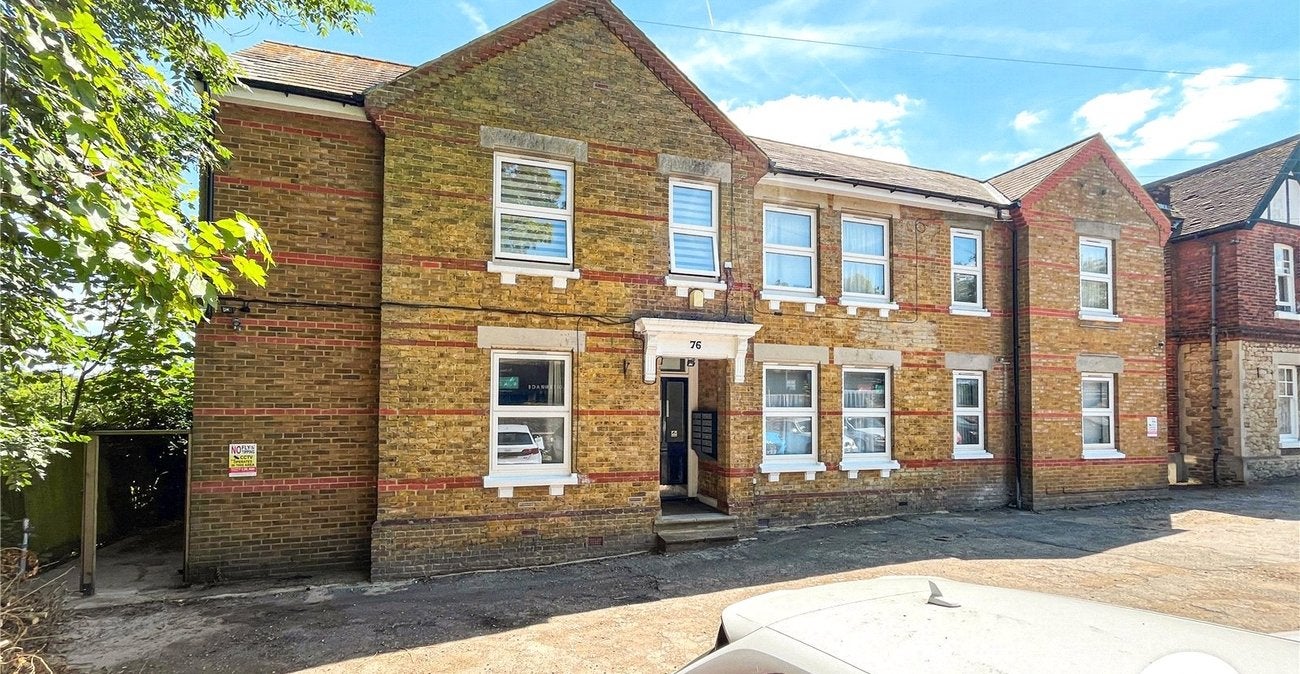 Flat Leafy Lane in Maidstone